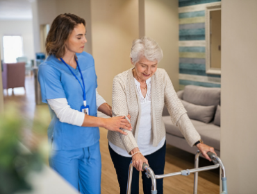 assisted-living-helpful-nurse